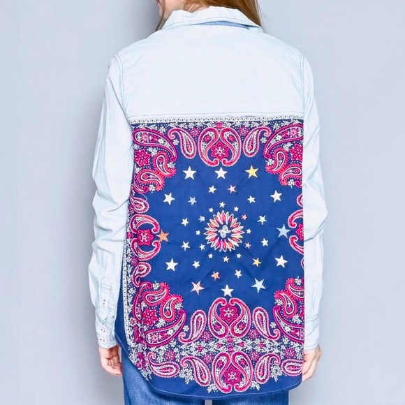 New Free People Bandana Bandit Med Blue Red Paisley Buttondown Embroidered Top - Picture 4 of 5